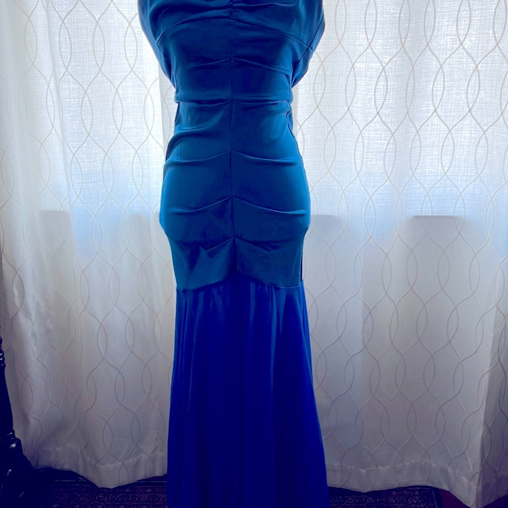 Prom Beautiful dress size 2